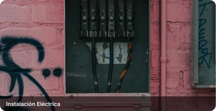 Instalación eléctrica profesional con cumplimiento normativo SEC
